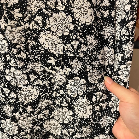 LOFT LONG SLEEVE FLORAL SHIFT DRESS - Picture 3 of 5